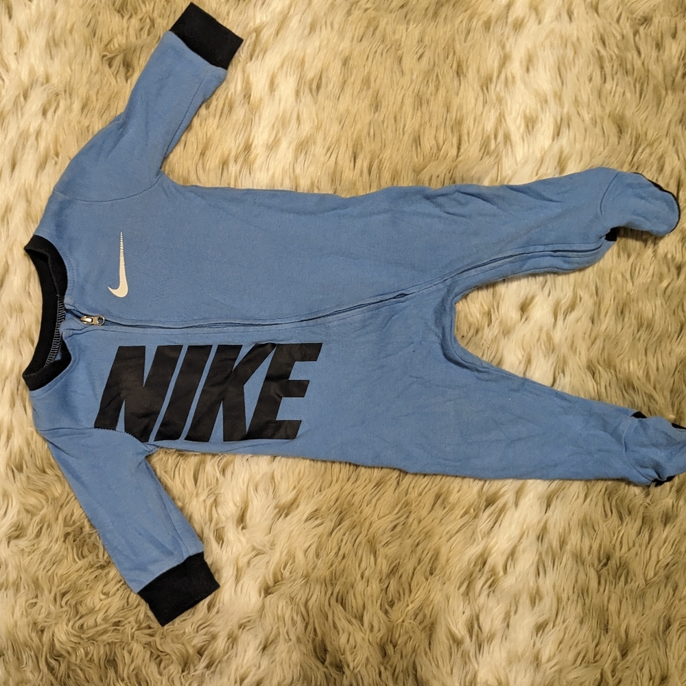 Nike Blue Sleeper size 6 months